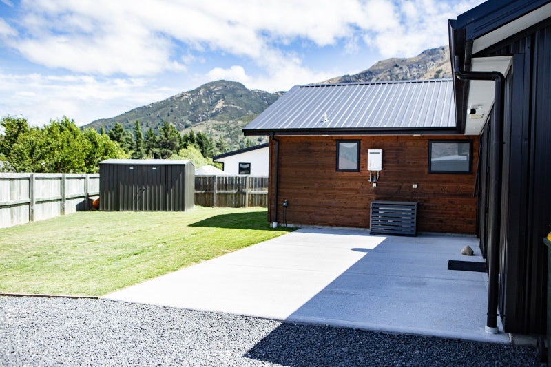 3 Paradise Place, Wanaka - Carousel 14