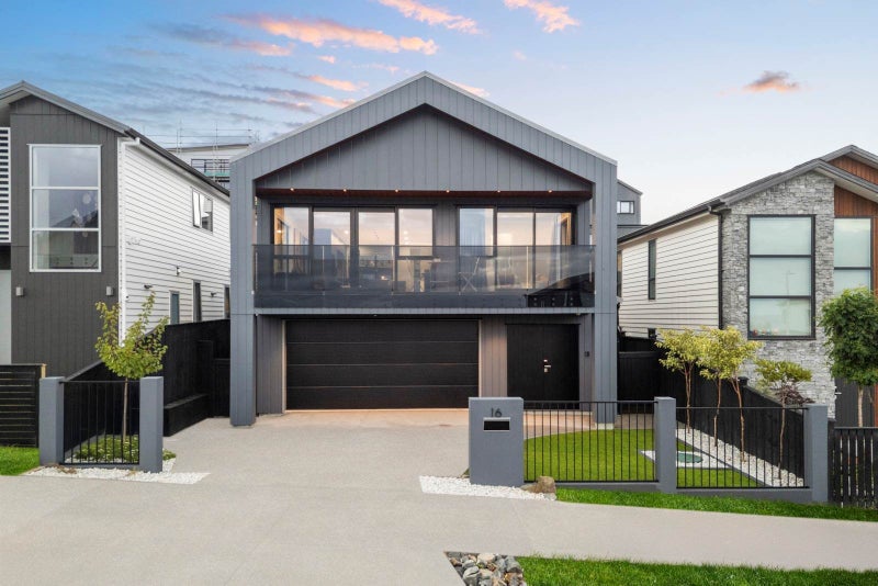 16 Pakirikiri Street, Long Bay, Auckland - Carousel 1