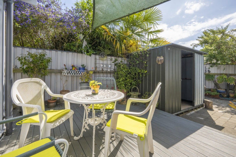 213 Grove Road, Mayfair, Hastings - Carousel 18