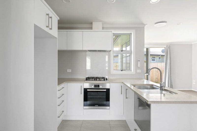 3/32 Forsyth Street, St Andrews, Hamilton - Carousel 11