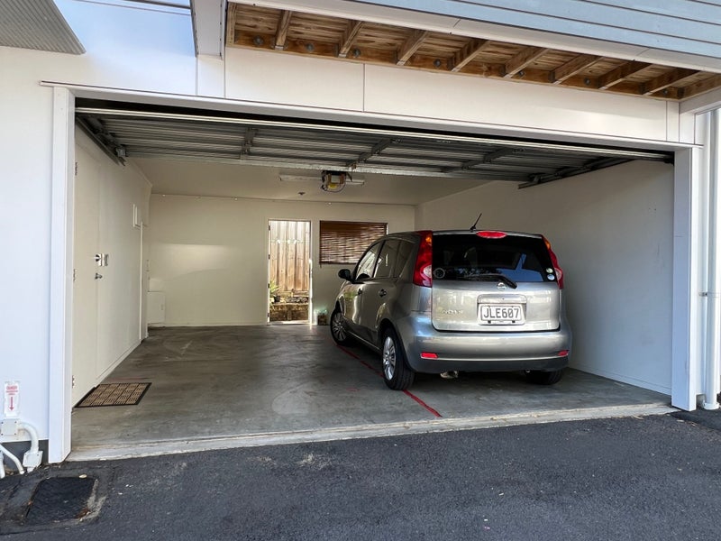 3/3 Wagener Place, Mount Albert, Auckland - Carousel 17