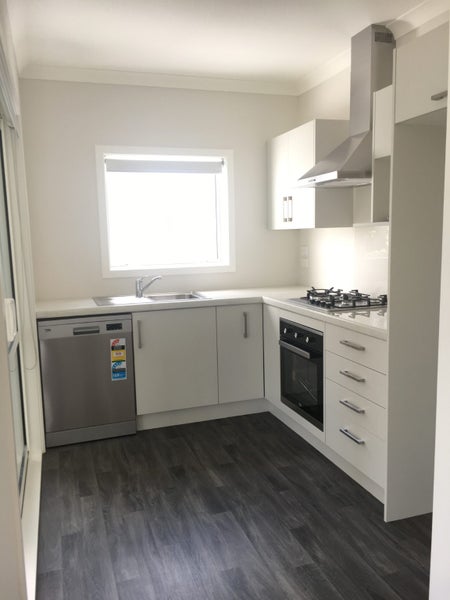 4/167 Nixon Street, Hamilton East, Hamilton - Carousel 2