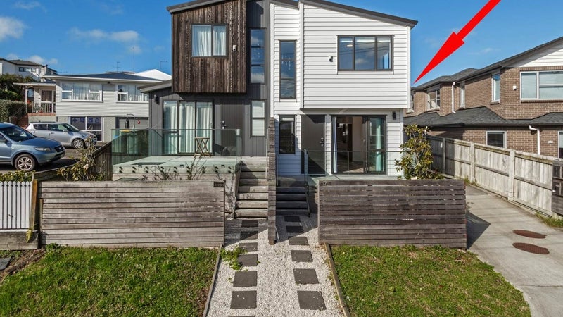 2/20 Havelock Avenue, Forrest Hill, Auckland - Carousel 1