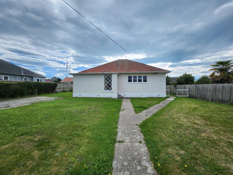 4 Farnham Street, Oamaru North, Oamaru - Carousel 17