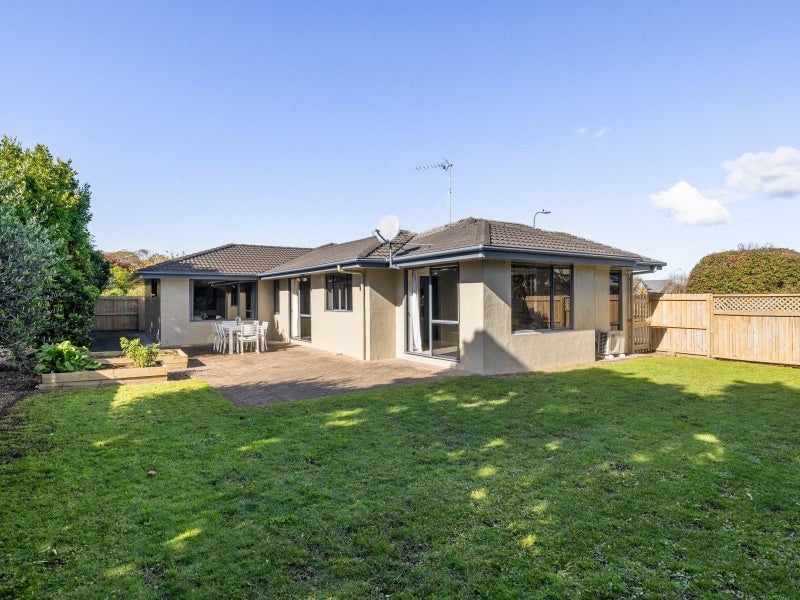 11 Hampstead Way, Rototuna North, Hamilton - Carousel 3