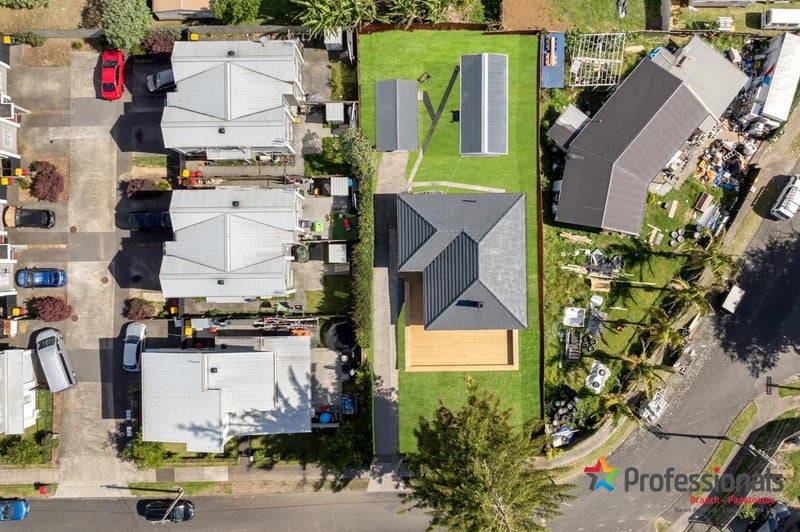 5 Farnborough Crescent, Mangere, Auckland - Carousel 8