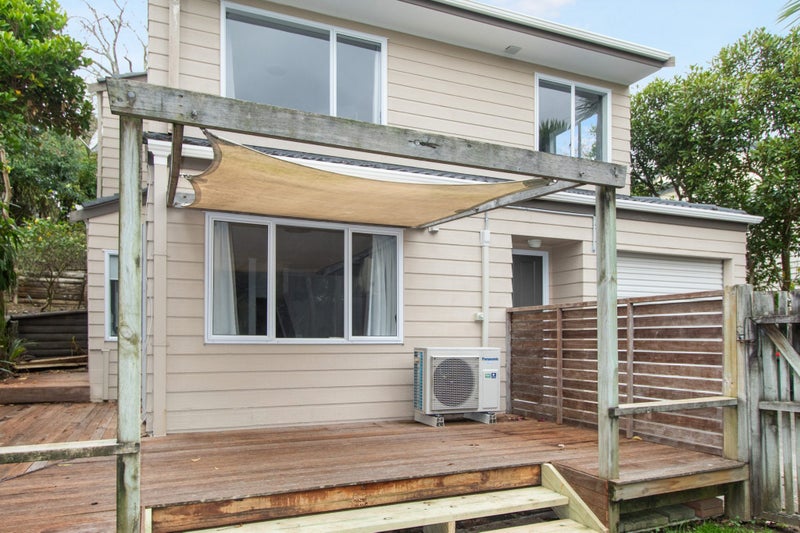 53B Mountain View Road, Morningside, Auckland - Carousel 13