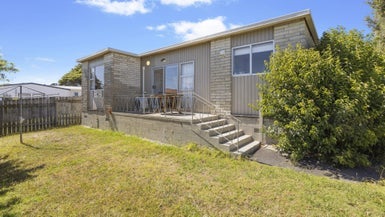 1 Gaynor Street, Mount Roskill, Auckland - Carousel 1