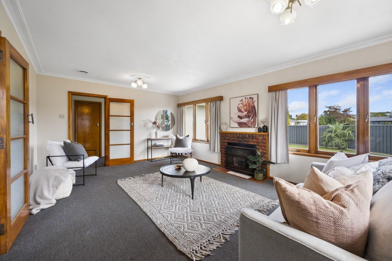 256 Kennedy Road, Onekawa, Napier - Carousel 1