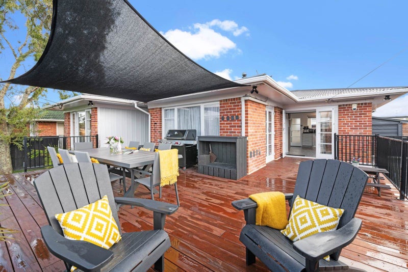 21 Edinburgh Avenue, Rosehill, Papakura - Carousel 2