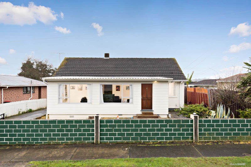 14 Sandra Avenue, Otara, Auckland - Carousel 1