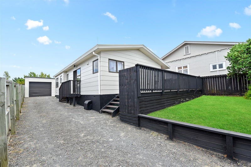 9B Rata Street, Maeroa, Hamilton - Carousel 1