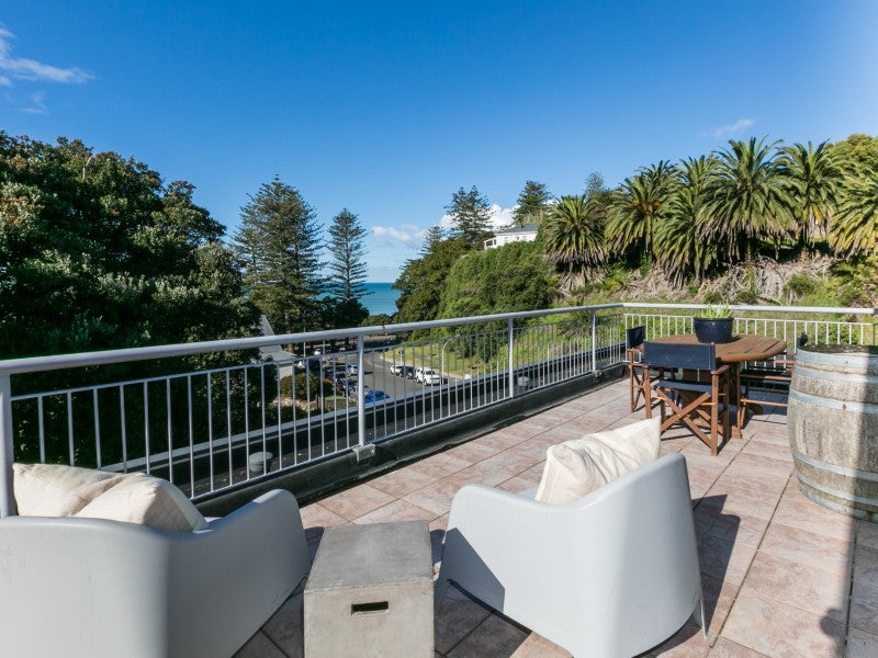 4/48 Coote Road, Bluff Hill, Napier - Carousel 2