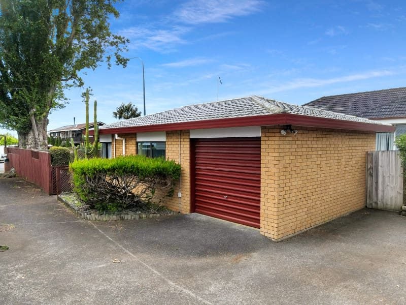 1/861 Manukau Road, Onehunga, Auckland - Carousel 1