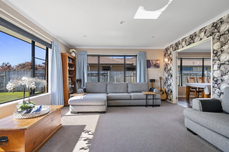 36 Geneva Terrace, Kelvin Grove, Palmerston North - Carousel 2