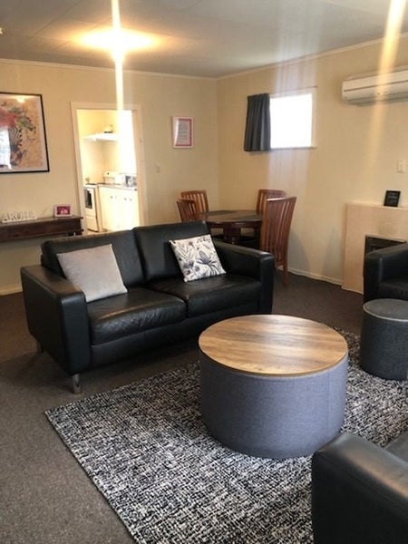 1/8 Ararino Street, Trentham, Upper Hutt - Carousel 1