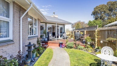 1/409 Yaldhurst Road, Russley, Christchurch - Carousel 1