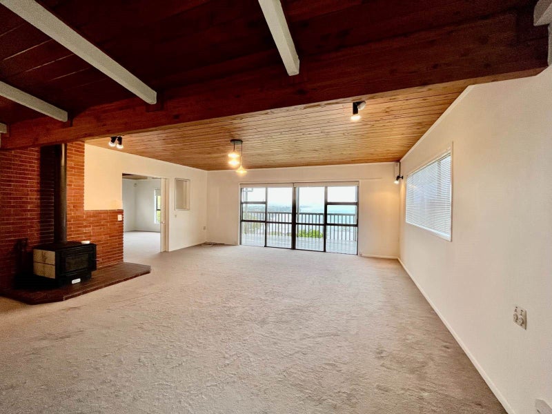 66 Vipond Road, Stanmore Bay, Whangaparaoa - Carousel 2