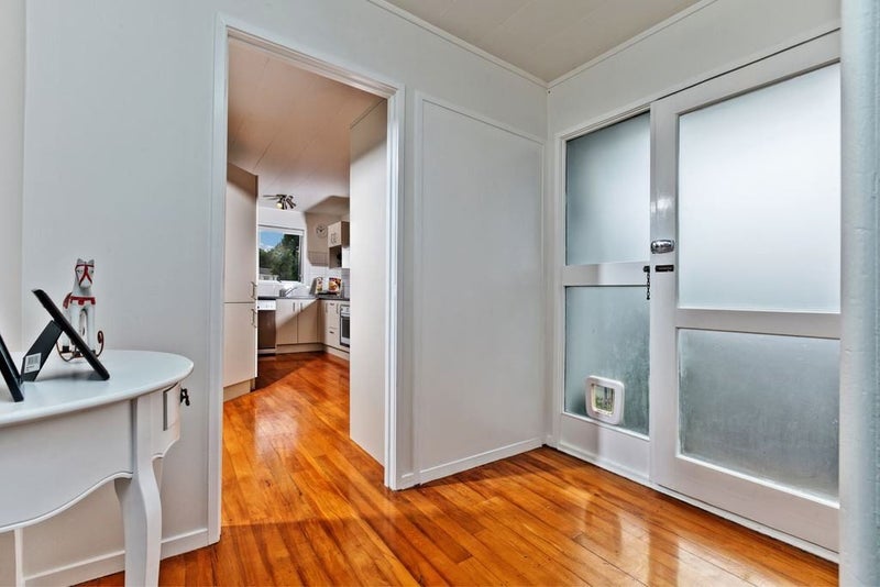 53 Awaruku Road, Torbay, Auckland - Carousel 2