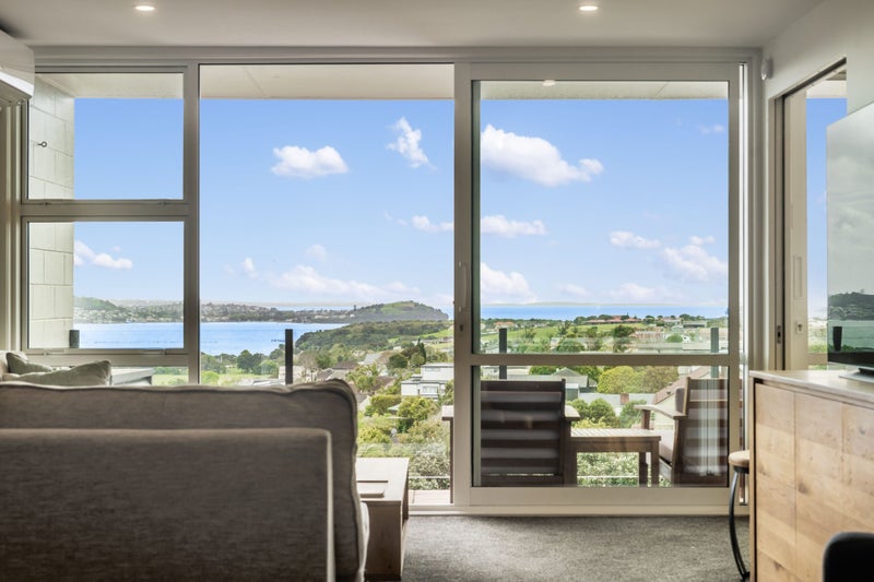 1/160 Kepa Road, Orakei, Auckland - Carousel 1