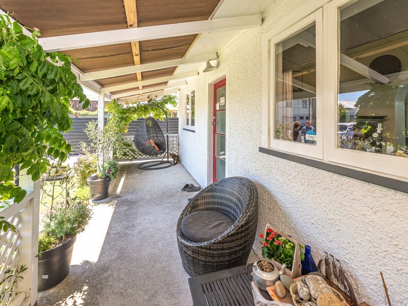 64 Tinirau Street, Whanganui East, Whanganui - Carousel 2