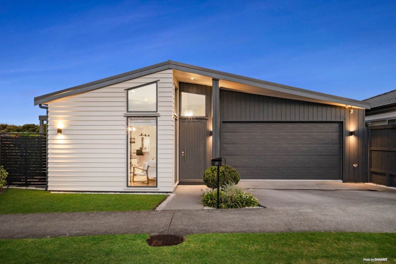 51 Makete Crescent, Hobsonville, Auckland - Carousel 2