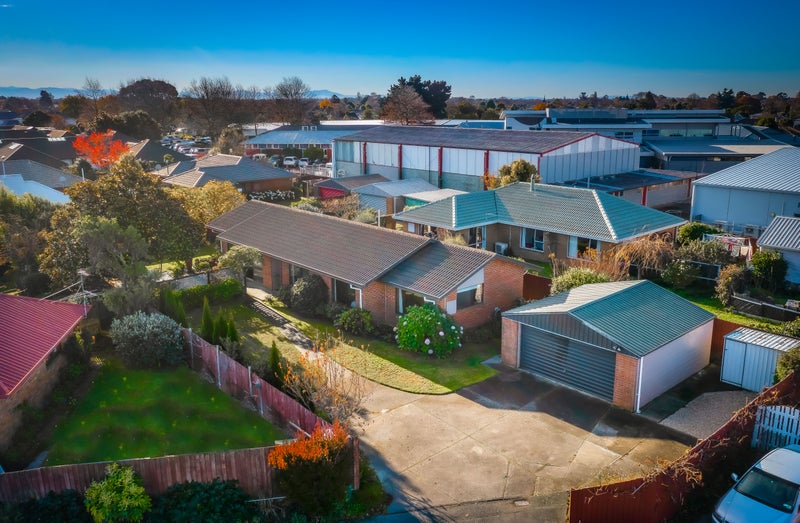 20 Takaro Avenue, Sockburn, Christchurch - Carousel 2