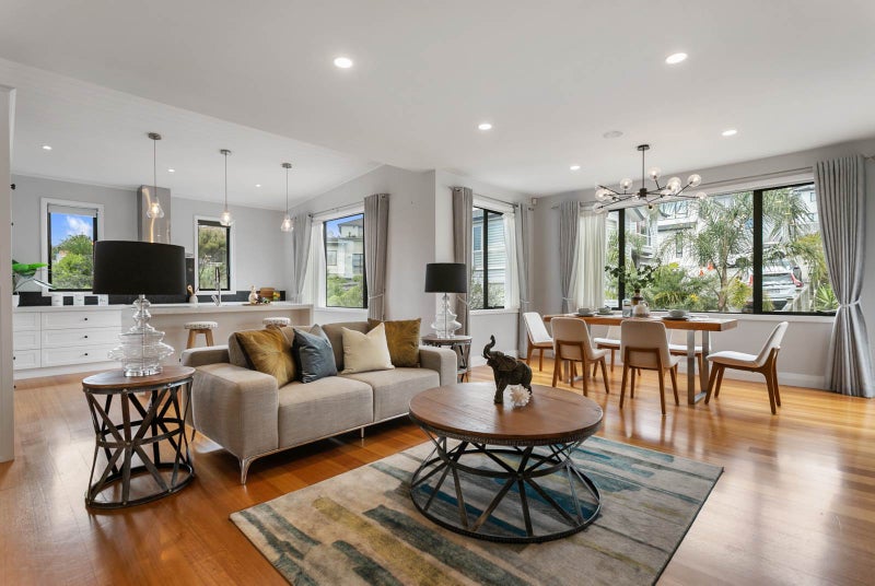 21 Para Close, Fairview Heights, Auckland - Carousel 2