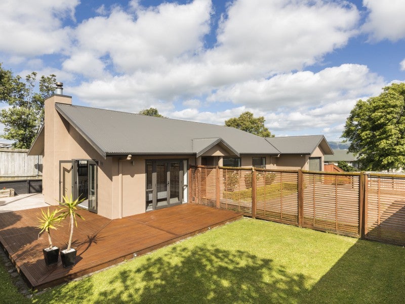128 Hillcrest Drive, Kelvin Grove, Palmerston North - Carousel 1