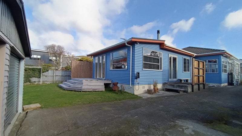 10A Chamberlain Road, Karori, Wellington - Carousel 1