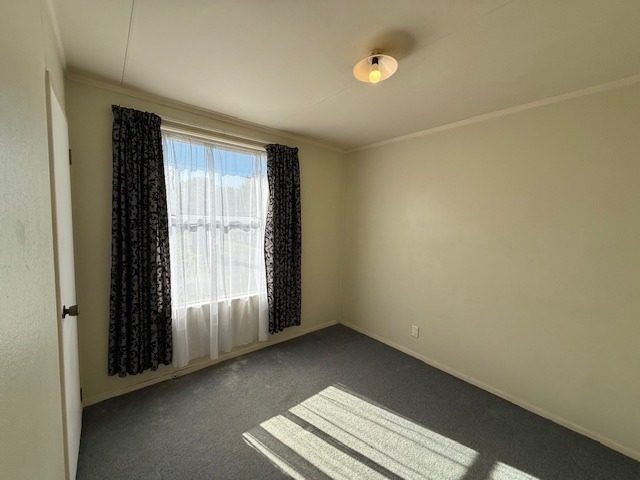 2 Harold Lane, Dinsdale, Hamilton - Carousel 12