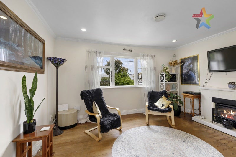 39 Raukawa Street, Stokes Valley, Lower Hutt - Carousel 2