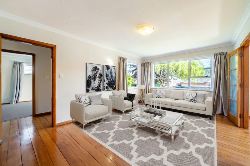 11 Courtenay Road, Heretaunga, Upper Hutt - Carousel 2