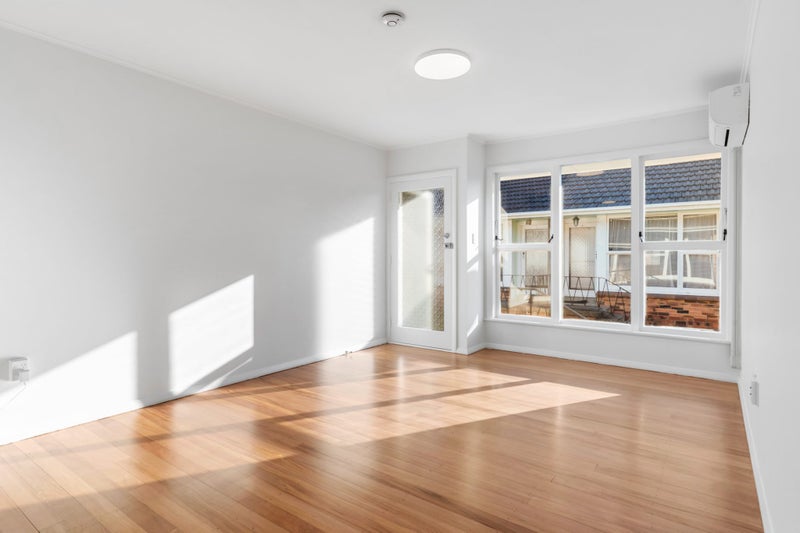 1/2 Bowling Avenue, Epsom, Auckland - Carousel 2