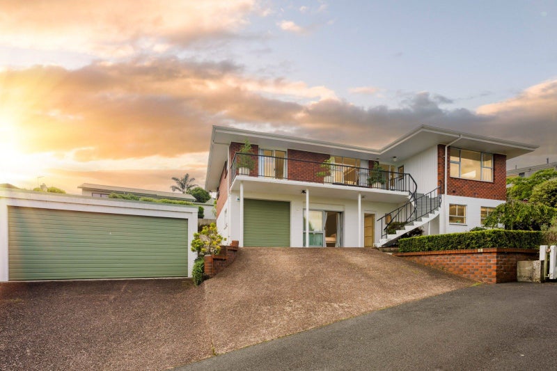 51 Dinsdale Road, Dinsdale, Hamilton - Carousel 1