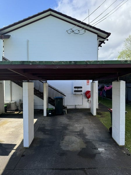 2/32 Tranmere Road, Sandringham, Auckland - Carousel 10