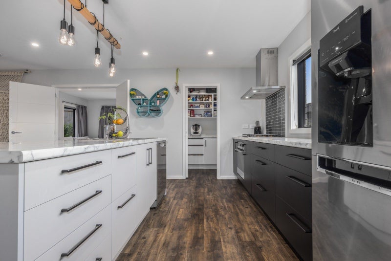 14 Schooner Drive, Whitby, Porirua - Carousel 2