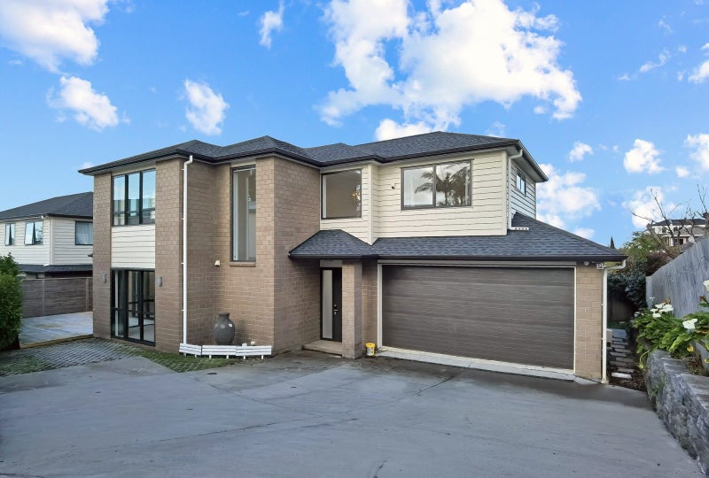 55B Nelson Street, Howick, Auckland - Carousel 1