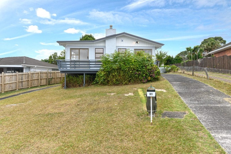 31 Waitaki Street, Henderson, Auckland - Carousel 23
