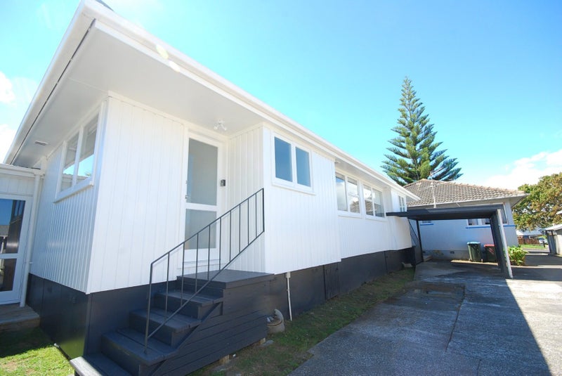 18B Clinker Street, Three Kings, Auckland - Carousel 2