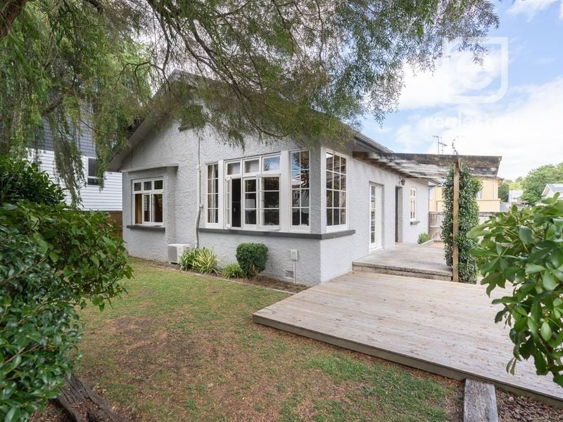 12 Hammond Street, Hamilton Central, Hamilton - Carousel 16