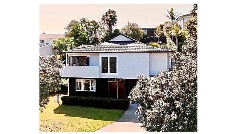 8 Berowald Place, St Heliers, Auckland - Carousel 1