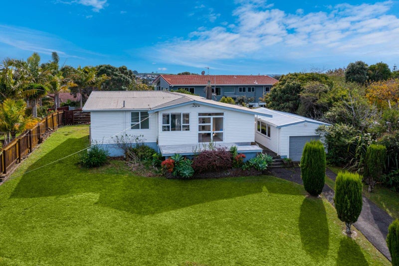 69 Killarney Avenue, Torbay, Auckland - Carousel 39