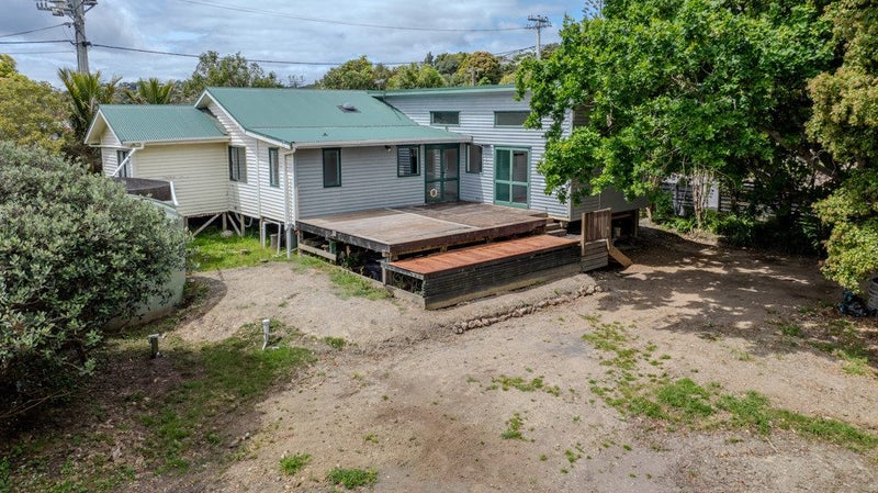 28 Onetangi Road, Onetangi, Waiheke Island - Carousel 1