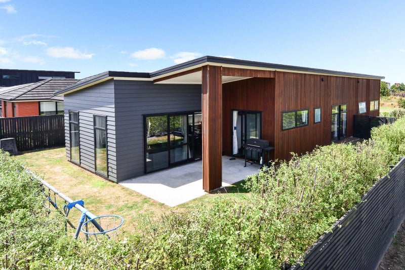 54 Lulu Avenue, Chartwell, Hamilton - Carousel 2