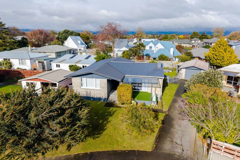 2 Ajax Place, Highbury, Palmerston North - Carousel 1