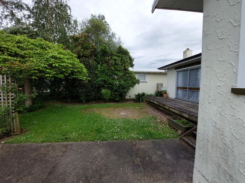 34 Highbury Avenue, Highbury, Palmerston North - Carousel 16