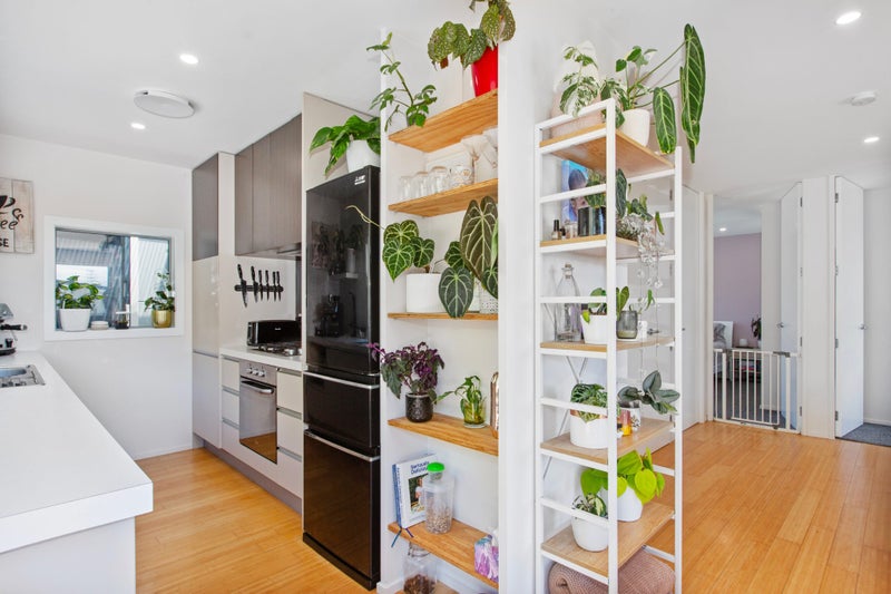 145 Navigation Drive, Whitby, Porirua - Carousel 2