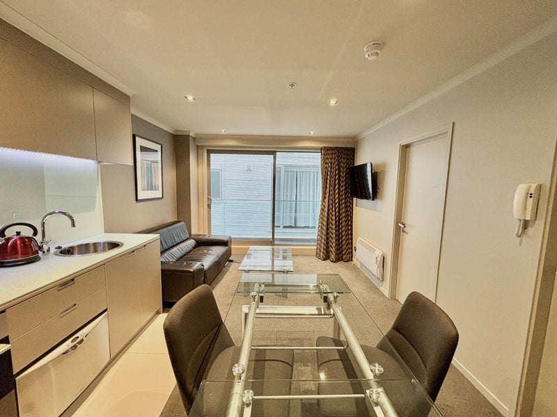 711/70 Tory Street, Te Aro, Wellington - Carousel 2