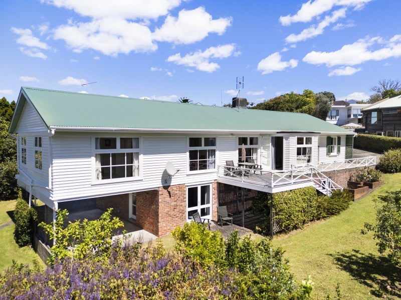 9A Yattendon Road, St Heliers, Auckland - Carousel 2
